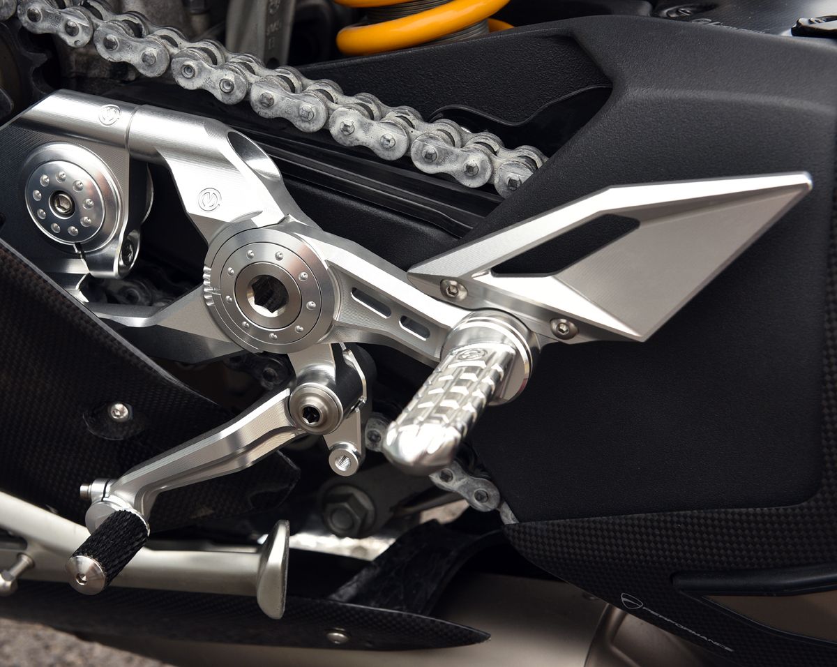 Motocorse Billet Aluminium Rearsets with Titanium Hardware for the